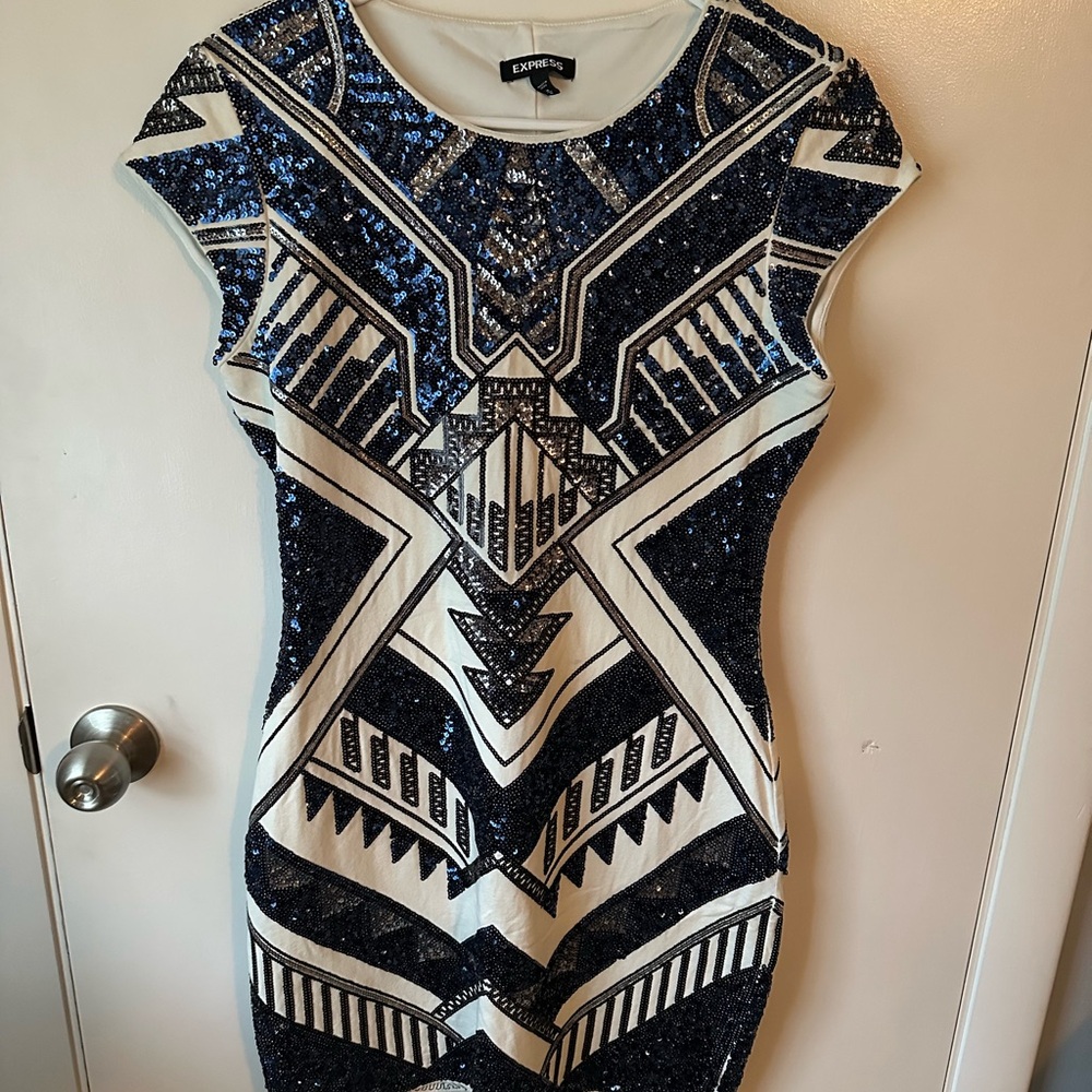 Express Black and White Geometric Sequin Dress 0016